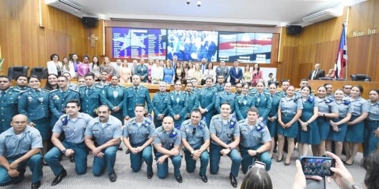 Câmara Municipal prestigia solenidade em homenagem à Patrulha Maria da Penha