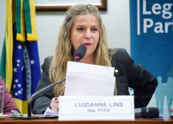 Comissão de Direitos Humanos inicia votações com discussão acalorada