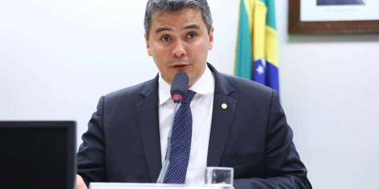 Comissão aprova projeto que reconhece as pessoas com nanismo como pessoas com deficiência