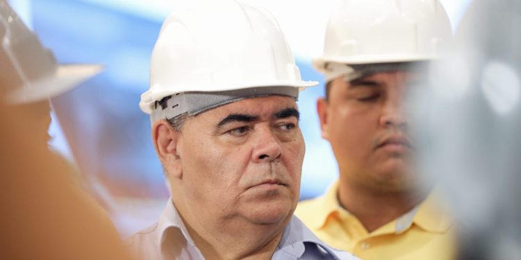 Com forte atuação política na área, Astro de Ogum acompanha Carlos Brandão em vistoria ao Castelinho