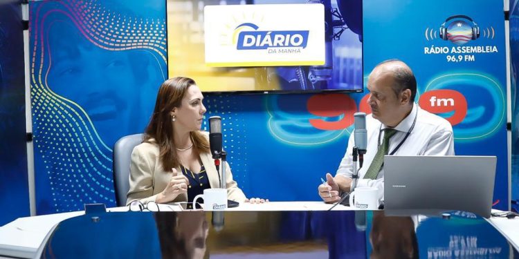 ‘Diário da Manhã’ – Promotora destaca trabalho de prevenção ao suicídio desenvolvido pelo MP