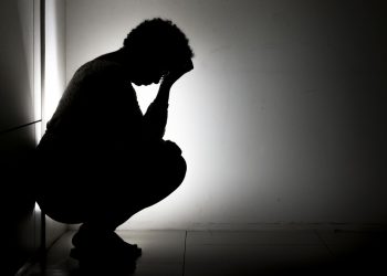 Estudo alerta para alta incidência de suicídio na adolescência