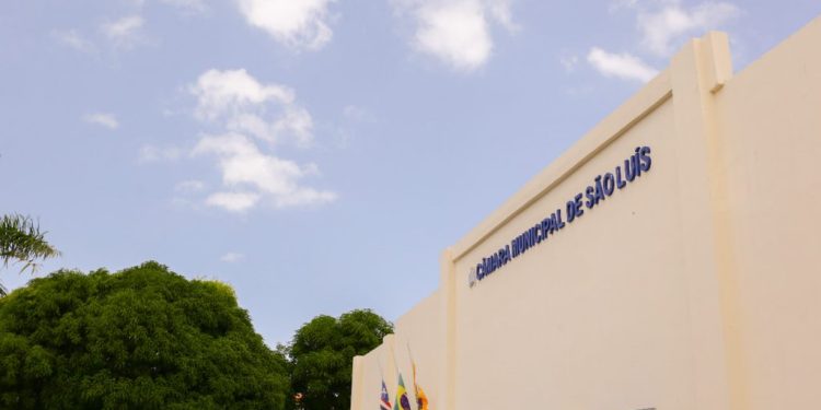 Legislativo Municipal decreta ponto facultativo nesta sexta-feira (13)