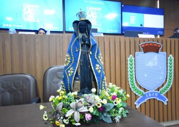 Câmara de São Luís recebe a visita da padroeira do Brasil