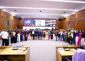 Assembleia comemora Dia do Biomédico em sessão solene