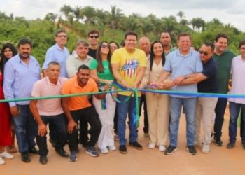 Governador em exercício inaugura obras em comemoração aos 62 anos de Altamira do Maranhão