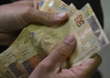 Devedores da Receita Federal já podem quitar dívidas sem multa e juros