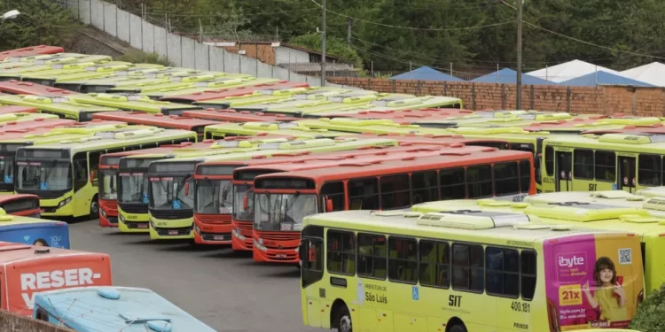 Violência no transporte coletivo: DCE “17 de Setembro” apoia paralisação do STTREMA
