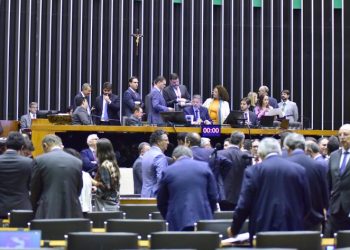 Plenário pode votar nesta quarta-feira transição energética e política de educação inclusiva