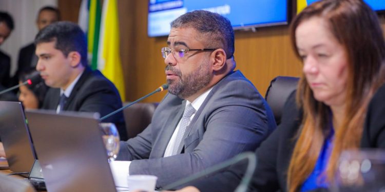 Projeto de resolução adequa norma interna da Câmara de São Luís à nova Lei de Licitações