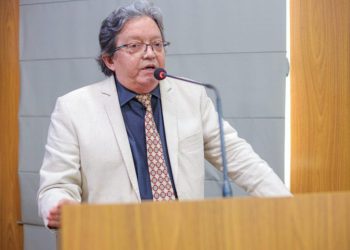 Gutemberg Araújo propõe PL priorizando vagas em cursos técnicos para mulheres vítimas de violência doméstica