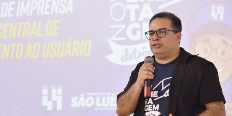 Usuários de transporte público devem atentar-se à troca de cartões com implantação do novo sistema eletrônico