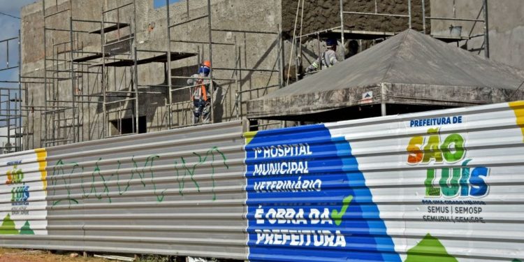 Questionamentos sobre transparência: Irregularidades em processo para Hospital Veterinário de São Luís