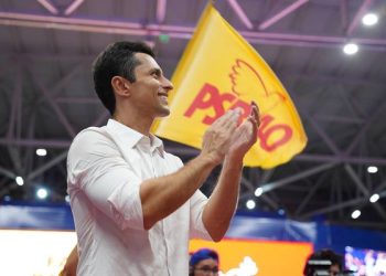 Mega convenção no Castelinho confirma candidatura de Duarte a prefeito de São Luís