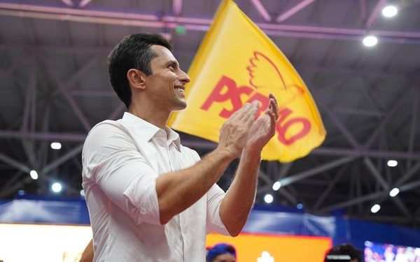 Mega convenção no Castelinho confirma candidatura de Duarte a prefeito de São Luís