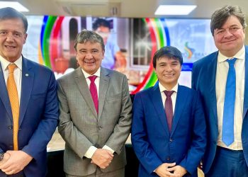 Secretário da Semcas, Júnior Vieira, tem reunião com o Ministro do Desenvolvimento Social, Wellington Dias