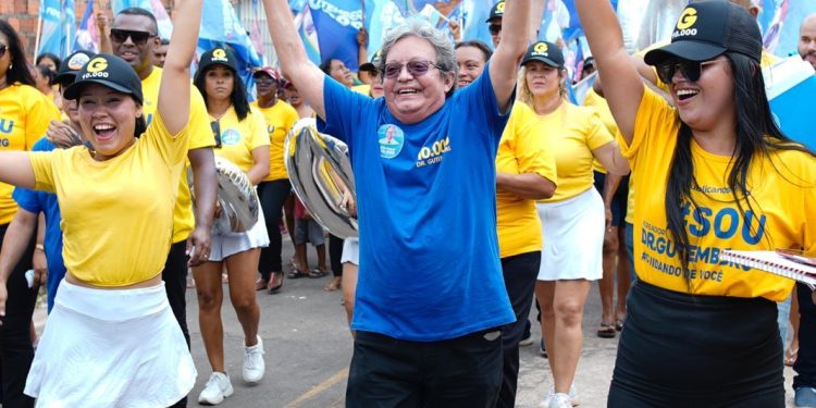 Dr. Gutemberg promove duas grandes caminhadas consolidando seu nome à reeleição a vereador em São Luís