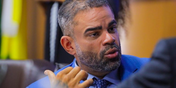 Paulo Victor convoca sessão extraordinária para apreciar orçamento de São Luís para 2025