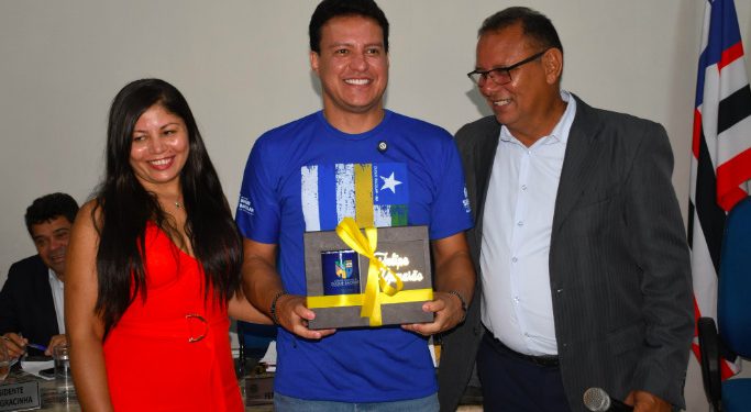 Felipe Camarão recebe Título de Cidadão Bacelarense e participa de inauguração de Creche no Município