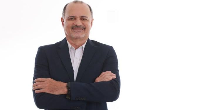 Gestão de Fernando Carvalho ignora apelos e encerra biblioteca na UFMA