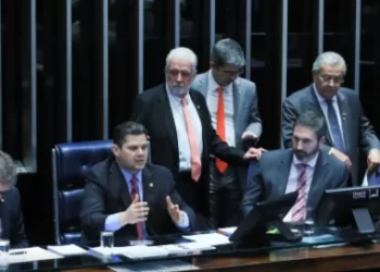 Senado aprova PEC que inclui guardas municipais na segurança pública e fortalece atuação local