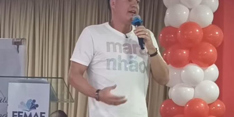 Vice-governador Felipe Camarão mantém projeto de disputar o governo apesar de racha com Brandão