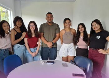 Nota 5 no MEC não apaga a precarização: comunidade da Pedagogia denuncia descaso da UFMA