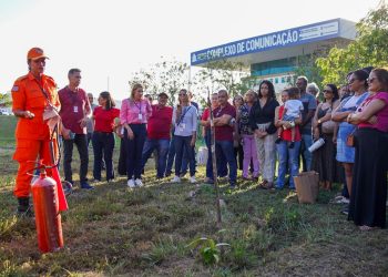 Comerciantes que atuarão no Arraial da Assembleia recebem treinamento de combate a incêndio