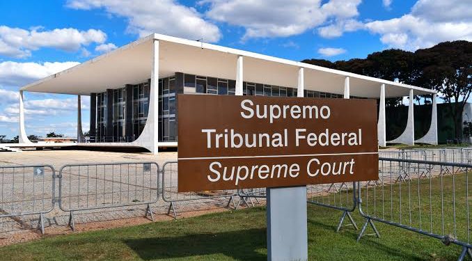 PV se contradiz no STF e flerta com o ridículo jurídico