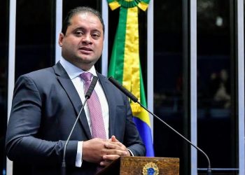 Weverton compartilha aeronave com “Careca do INSS”, alvo de fraude bilionária