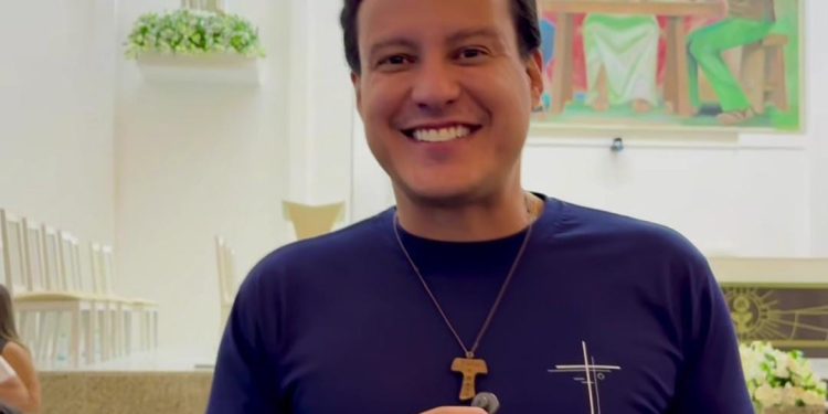 Fé e emoção marcam inauguração da nova Catedral de Nossa Senhora de Fátima com presença de Felipe Camarão