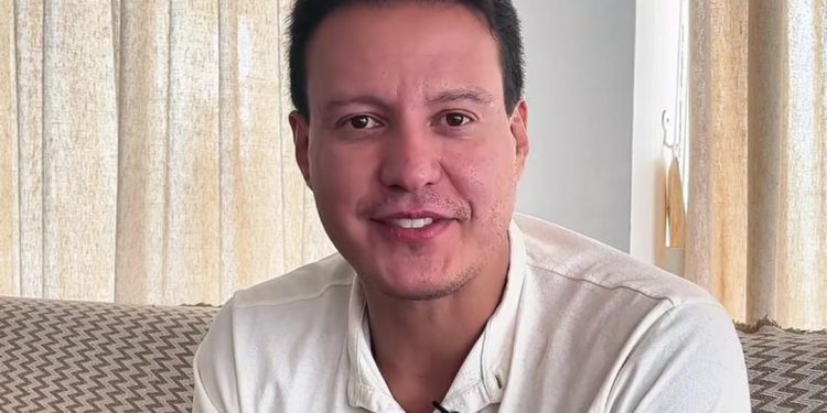 Trajetória na educação e na gestão pública inspira nova websérie de Felipe Camarão