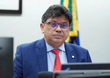 Deputados maranhenses acionam Câmara e Polícia Federal por suspeita de espionagem política