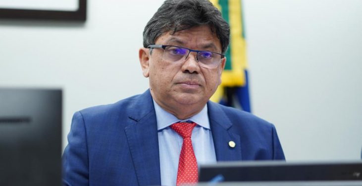 Deputados maranhenses acionam Câmara e Polícia Federal por suspeita de espionagem política