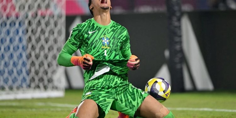 Brasil supera o Paraguai nos pênaltis e avança às quartas da Copa do Mundo Sub-17