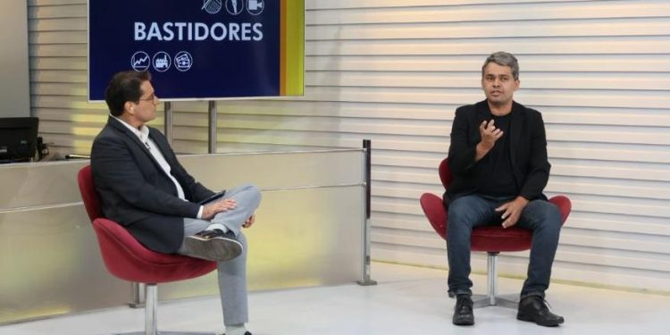 PSOL aposta em autonomia política e lança pré-candidaturas ao governo e Senado