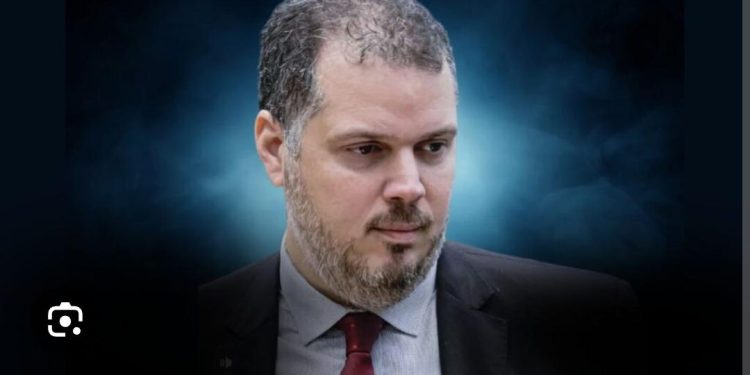 A máscara da hipocrisia caiu: Rodrigo Lago e a traição aos professores do Maranhão