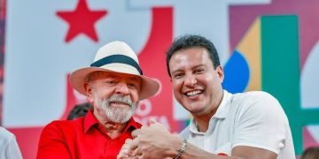 Lula recebe Camarão e articula plano político para eleições no Maranhão