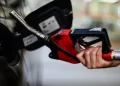 Medida provisória garante desconto no diesel e adia cobranças para aviação