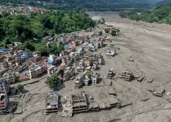 Tragédia entre Nepal e Tibete deixa centenas de turistas desaparecidos