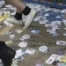 Vai votar domingo? Saiba o que é permitido e o que pode virar crime eleitoral